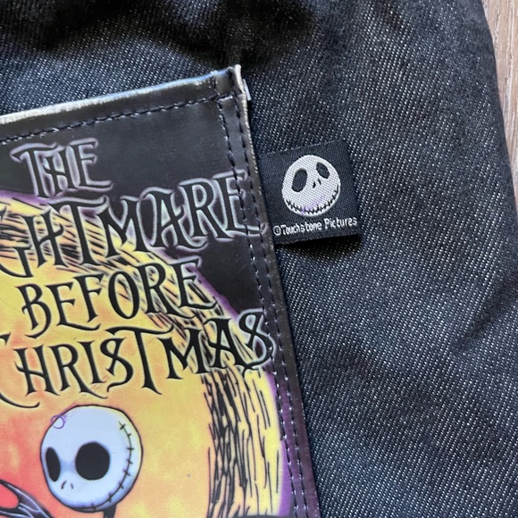 Nightmare Before Christmas Crossbody Tote Purse Bag with Pockets - Picture 3 of 8